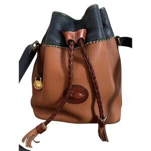 Vintage Dooney & Bourke All Weather Leather Drawstring Purse